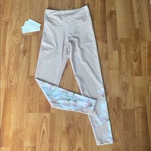 Body Language leggings